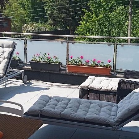Liege 4420 Rue Jean Jaures 45 Grande Maison Joyeuse Avec Terrasse 30M2 Pour 8 Personnes Maximum Saint-Nicolas  Buitenkant foto