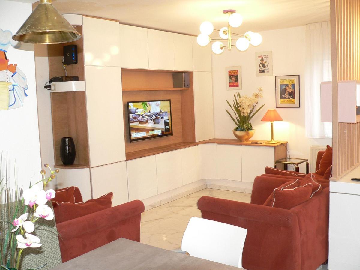 Liege 4420 Rue Jean Jaures 45 Grande Maison Joyeuse Avec Terrasse 30M2 Pour 8 Personnes Maximum Saint-Nicolas  Buitenkant foto